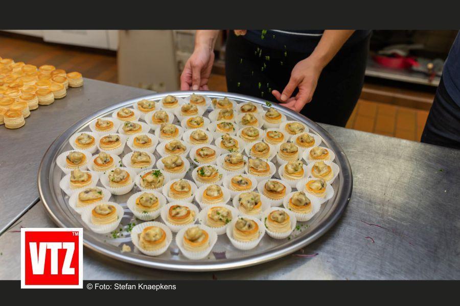 receptie_vol_au_vent_klaar_voor_de_zaal_1.jpg